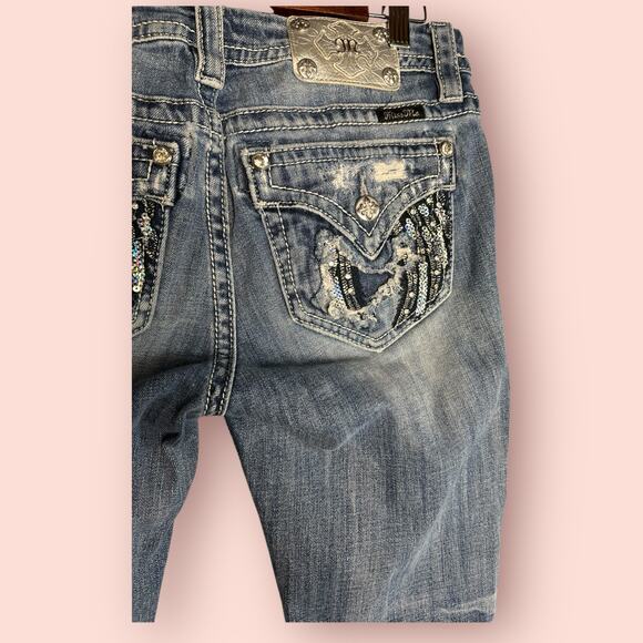 Miss Me Women’s Jeans size 29 Skinny Distressed Light Wash Ripped Bling Pocket - Picture 1 of 5